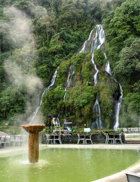 Recorrido por cascadas y naturaleza