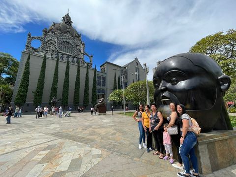 Recorrido por los sitios más emblemáticos de Medellín